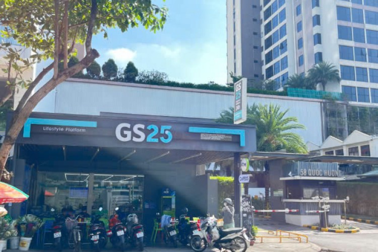 Bán góc 2MT 62 Quốc Hương - DT 8x27m - Giá 73 tỷ!