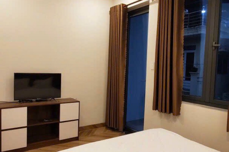 Bán khách sạn 285/39 Cách Mạng Tháng 8 - DT 4x16m - 6 tấm - HĐT 75tr/thg - Giá 30 tỷ!