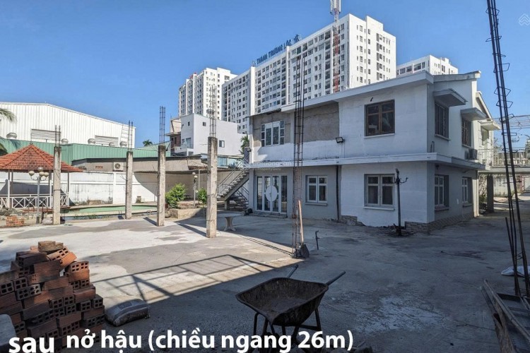 Bán khuôn lớn 25 đường số 30 - DT 20x50m - Giá 115 tỷ!