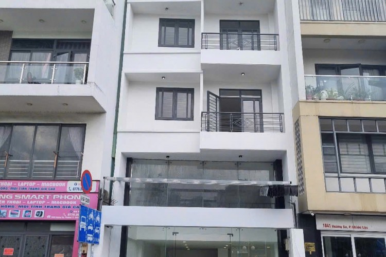 Bán nhà 1039 Hoàng Sa - DT 6,6x13m - 6 tấm - Giá 32,7 tỷ!