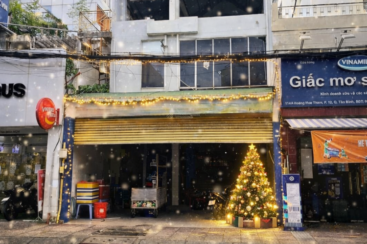 Bán nhà 114 Hoàng Hoa Thám - DT 6,5x29m - 3 tầng - HĐT 80tr/thg - Giá 47 tỷ!