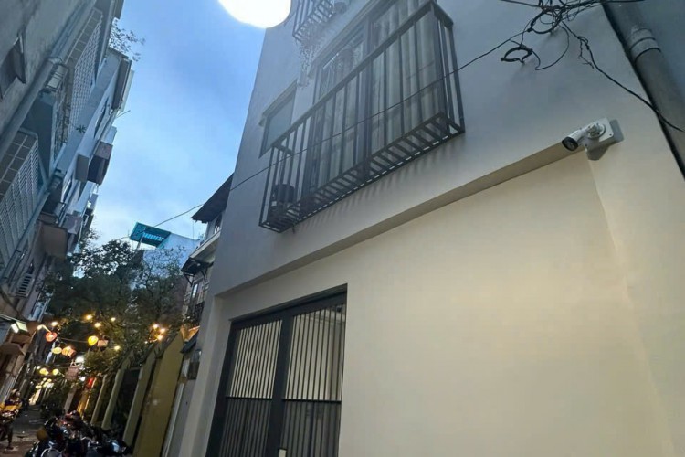 Bán nhà 2MT 86B1 Võ Thị Sáu - DT 4,7x29m = 148m2 - 3 tấm - KT 100tr/thg - Giá 33 tỷ!