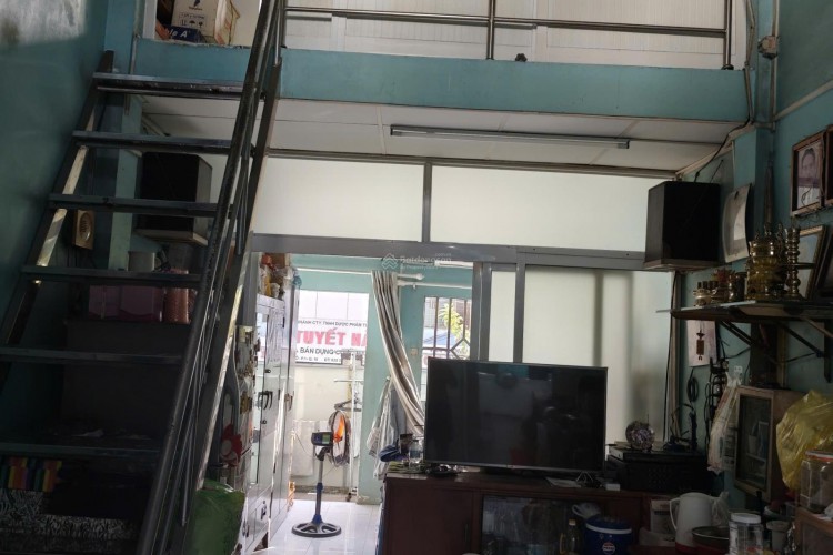 Bán nhà 320 Lý Thái Tổ - DT 3,2x11m - Một lầu - Giá 13 tỷ!