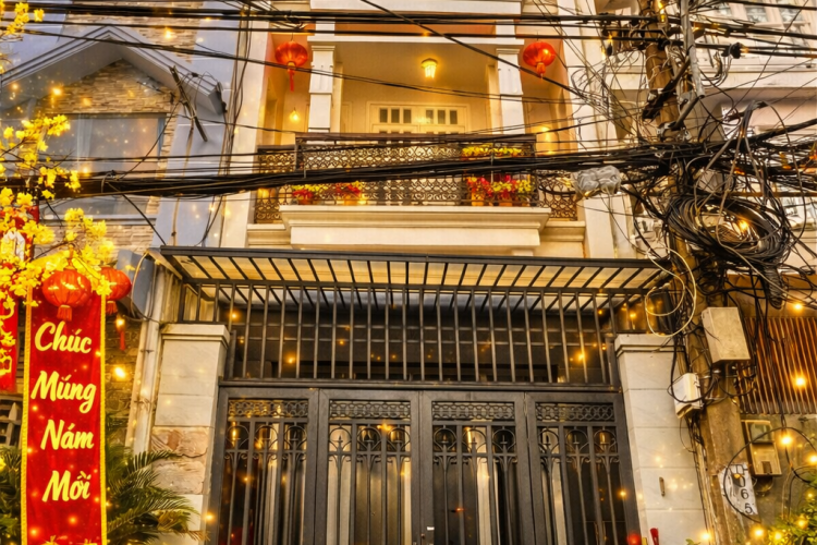 Bán nhà 32/115 Ông Ích Khiêm - DT 4x14m - 4 tấm - Giá 10,8 tỷ!