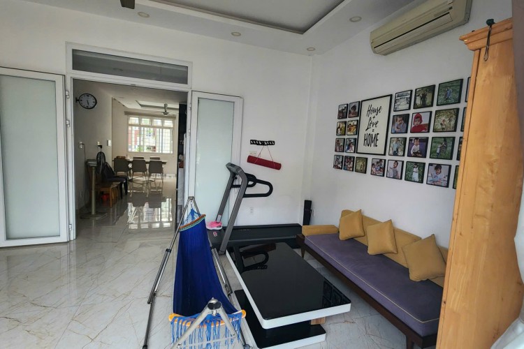 Bán nhà 351/48 Lê Văn Sỹ - DT 6x17m - 3 tấm - Giá 25 tỷ.