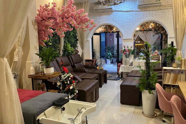 Bán nhà 35/5-5A Bùi Viện - DT 9x15m - 3 tầng - Giá 34 tỷ!