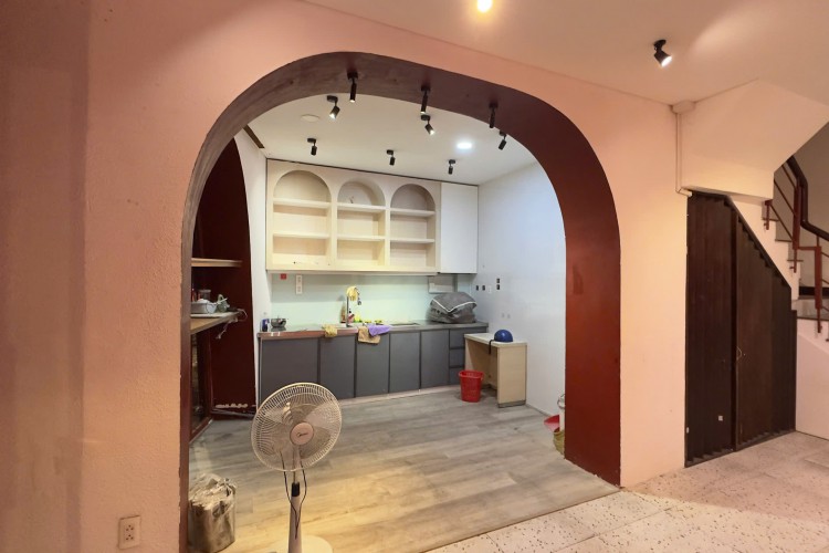 Bán nhà 42 Ngô Thời Nhiệm - DT 6x8m - 3 lầu - Giá 24 tỷ!