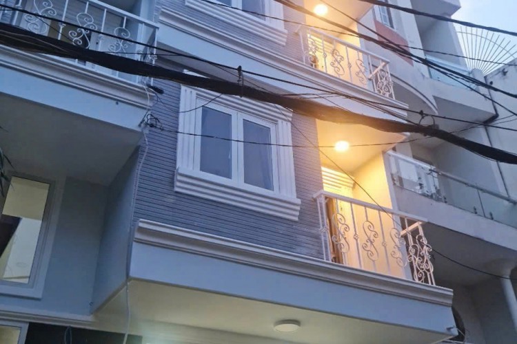 Bán nhà 482/10/28/4 Nơ Trang Long - DT 4x22m - 5 tầng - Giá 12,4 tỷ!