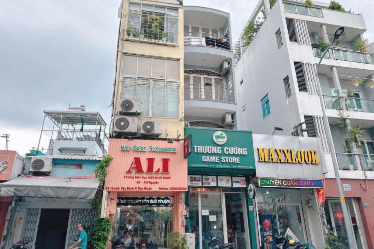 Bán nhà 49 Huỳnh Văn Bánh - 44m2 - 4 tầng - Giá 12,5 tỷ!