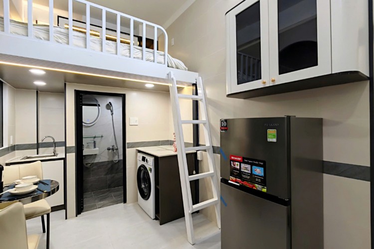 Bán nhà 96/8 Duy Tân - DT 5,3x17m - 5 tấm 12PN - KT 90tr/thg - Giá 18,5 tỷ!