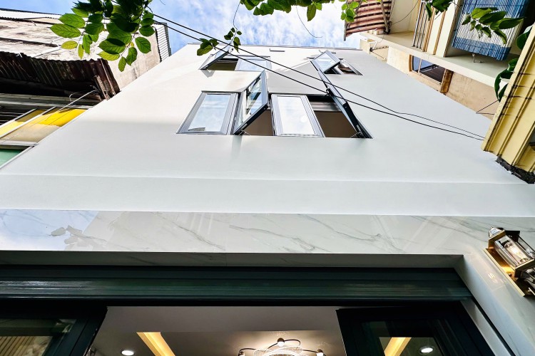 Bán nhà đẹp 432/1 Lê Văn Sỹ - DT 6x7m - 4 tầng - Giá 8,9 tỷ!