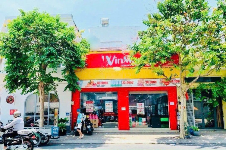 Bán nhà góc 105-107-109 Độc Lập - 18x18m - Cấp 4 - Giá 68 tỷ!