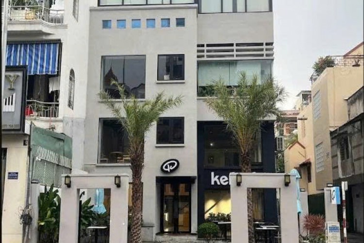 Bán nhà góc 90 Đào Duy Anh - DT 9x28m - 4 tấm - HĐT 80tr/thg - Giá 70 tỷ!