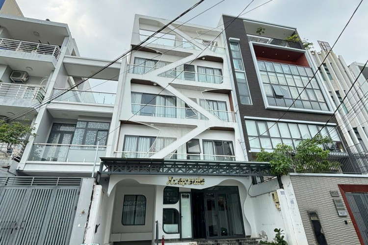 Bán tòa CHDV 69/2/9-9A Nguyễn Gia Trí - DT 8x23m - Hầm + 5 tầng - HĐT 170tr/thg - Giá 58 tỷ!