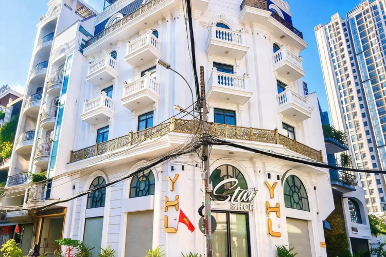 Bán tòa góc 283/107-109 Cách Mạng Tháng 8 - DT 11x13m - Hầm + 7 tầng - HĐT 250tr/thg - Giá 79 ty#