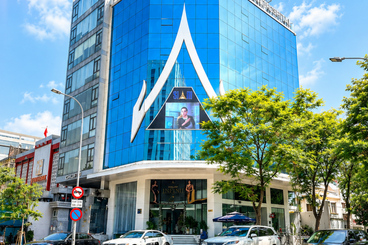 Bán tòa góc 369B Nguyễn Trãi - 15x30m - 2 hầm + 10 tầng - HĐT 38k USD/thg - Giá 460 tỷ!