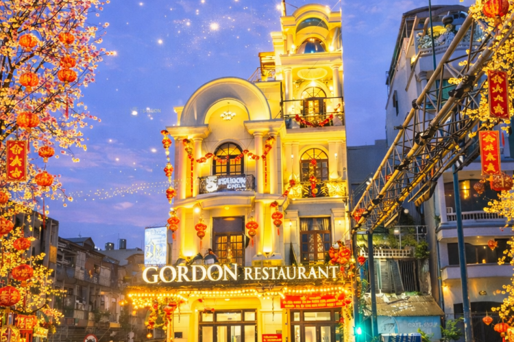 Bán toà góc 454-456 Võ Văn Kiệt - DT 10x22m - 5 tầng - KT 200tr/thg - Giá 120 tỷ!