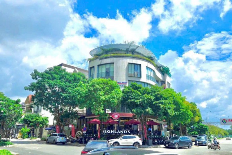 Bán toà góc 48 Lê Thị Chợ - DT 14x30m - Hầm + 4 tầng - HĐT 250tr/thg - Giá 98 tỷ!