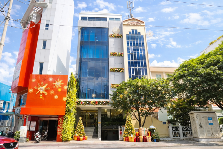 Bán toà nhà 132-134-136 Điện Biên Phủ - DT 12x20m - Hầm + 6 tầng - Giá 165 tỷ!