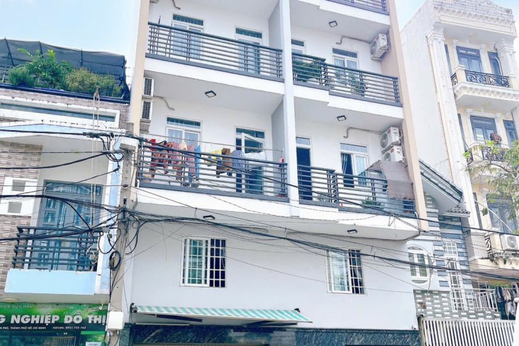 Bán toà nhà 18 Nguyễn Ngọc Nhựt - DT 8x19m - 7 tấm thang máy - 24PN - KT 150tr/thg - Giá 33 tỷ!