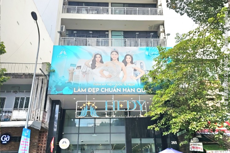 Bán toà nhà 265-267 Trần Bình Trọng - DT 10x20m - Hầm + 7 tầng thang máy - HĐT 330tr/thg - Giá 135 tỷ!