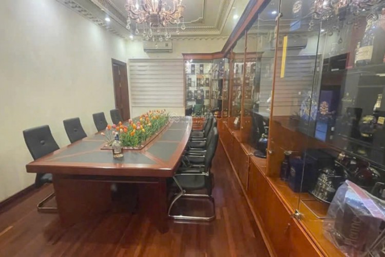Biệt thự góc 35 đường số 2 Cư Xá Lữ Gia - DT 14x26m - Hầm + 3 tầng - Giá 145 tỷ!
