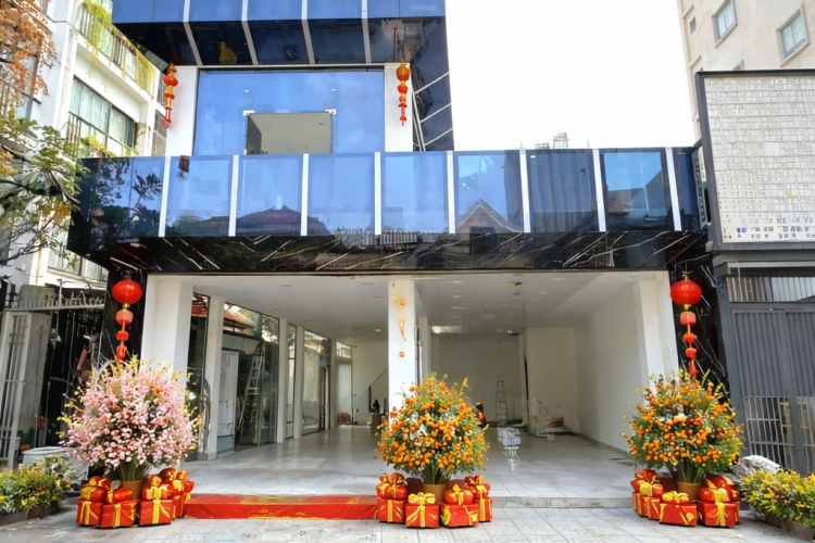 Góc 2MTKD 21-23A Thạch Thị Thanh - DT 9.5x18m - Một lầu mới - Giá 62 tỷ!