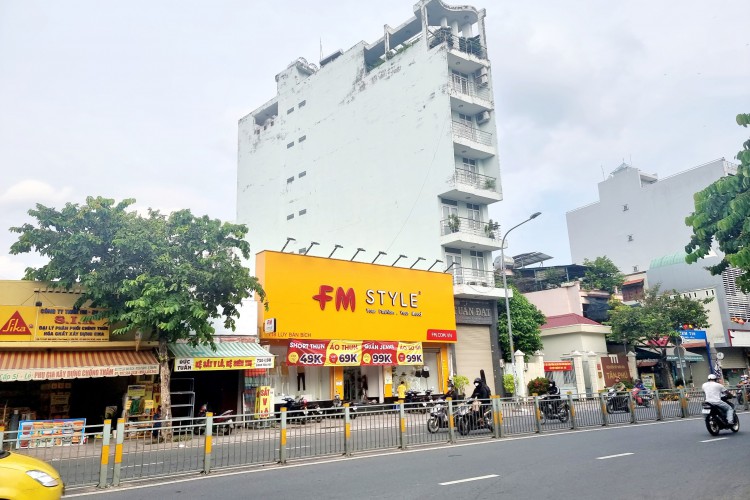 Bán nhà 718-718A Luỹ Bán Bích - DT 16x24m - Cấp 4 - Giá 80 tỷ!